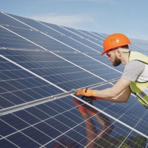 Top Solar Inverter Maintenance Tips